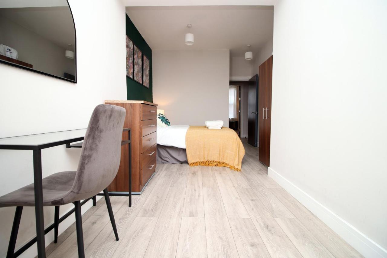 Appartamento New 1 Bed Flat Next To Roath Park W/Street Parking Cardiff Esterno foto