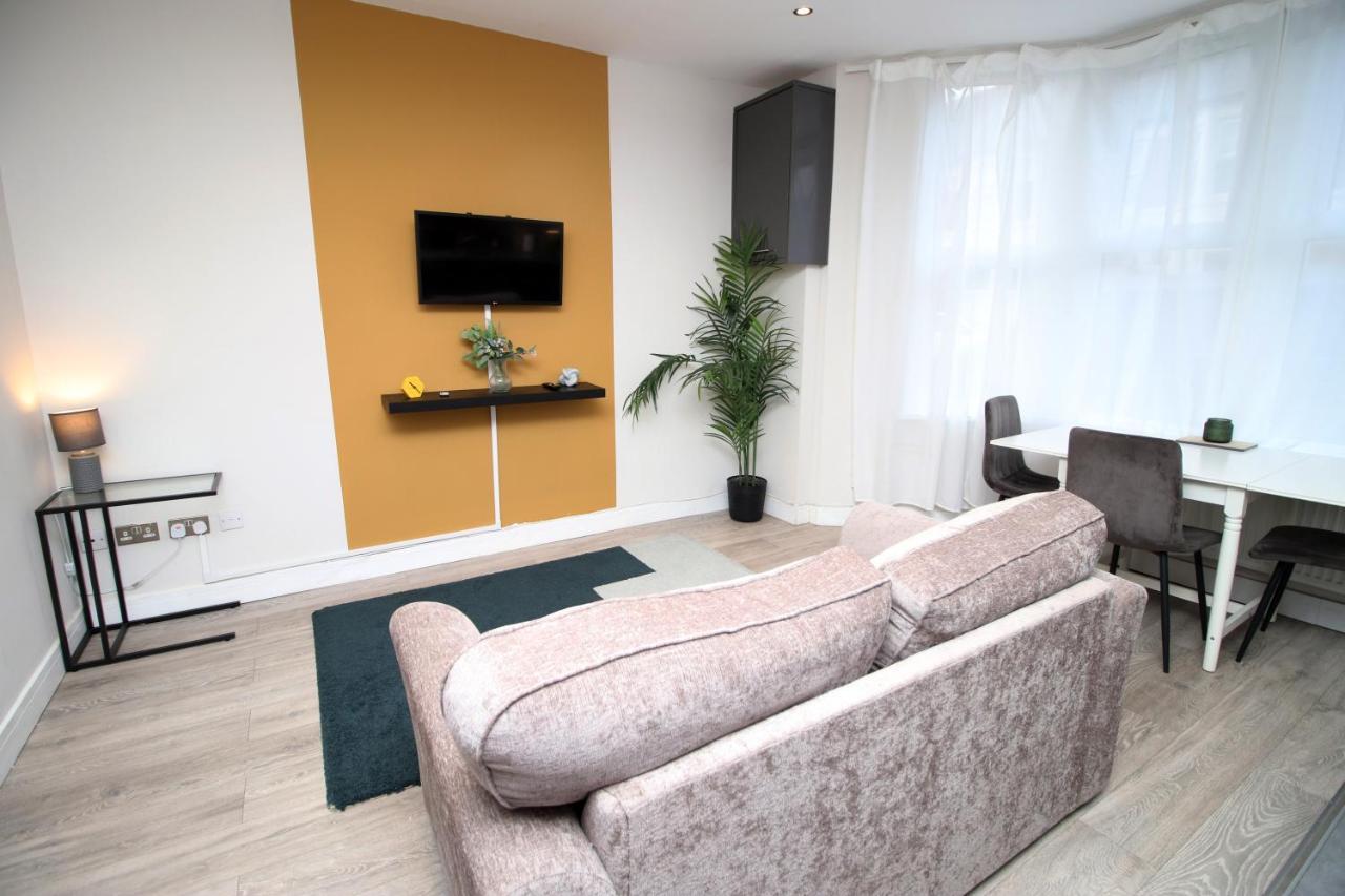 Appartamento New 1 Bed Flat Next To Roath Park W/Street Parking Cardiff Esterno foto