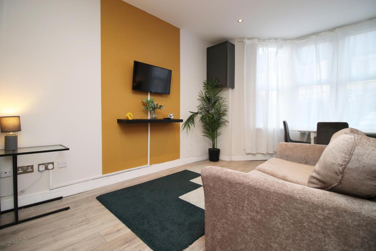 Appartamento New 1 Bed Flat Next To Roath Park W/Street Parking Cardiff Esterno foto