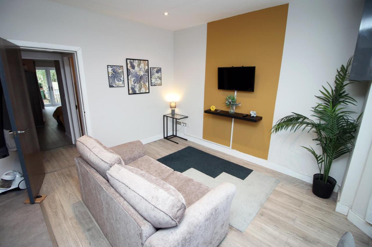 Appartamento New 1 Bed Flat Next To Roath Park W/Street Parking Cardiff Esterno foto